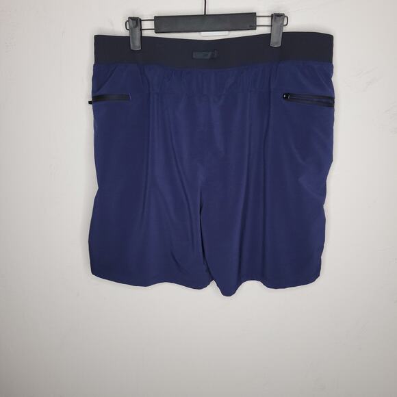 Fabletics Short Lined Size XXL Blue Gym Running Workout Athleisure Zipper Pocket - Picture 6 of 10